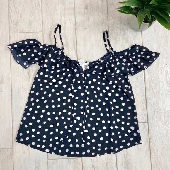 Black polka dot cold shoulder - Picture 1 of 4
